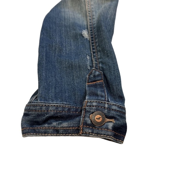 Hollister Denim  Blue Jean Jacket Size Large NWT Has a removable Brooch - Picture 11 of 16